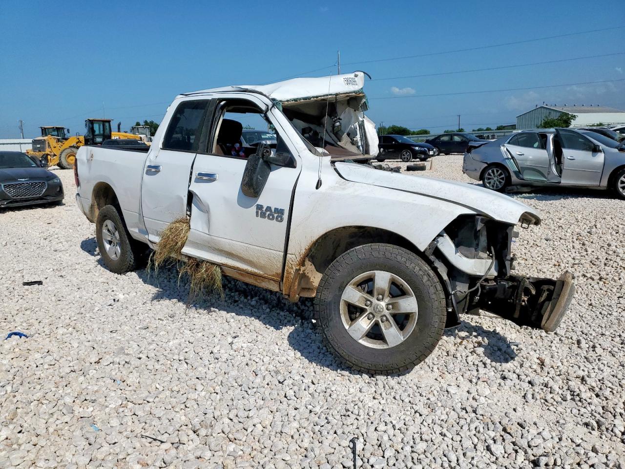 2015 RAM 1500 SLT photo 4