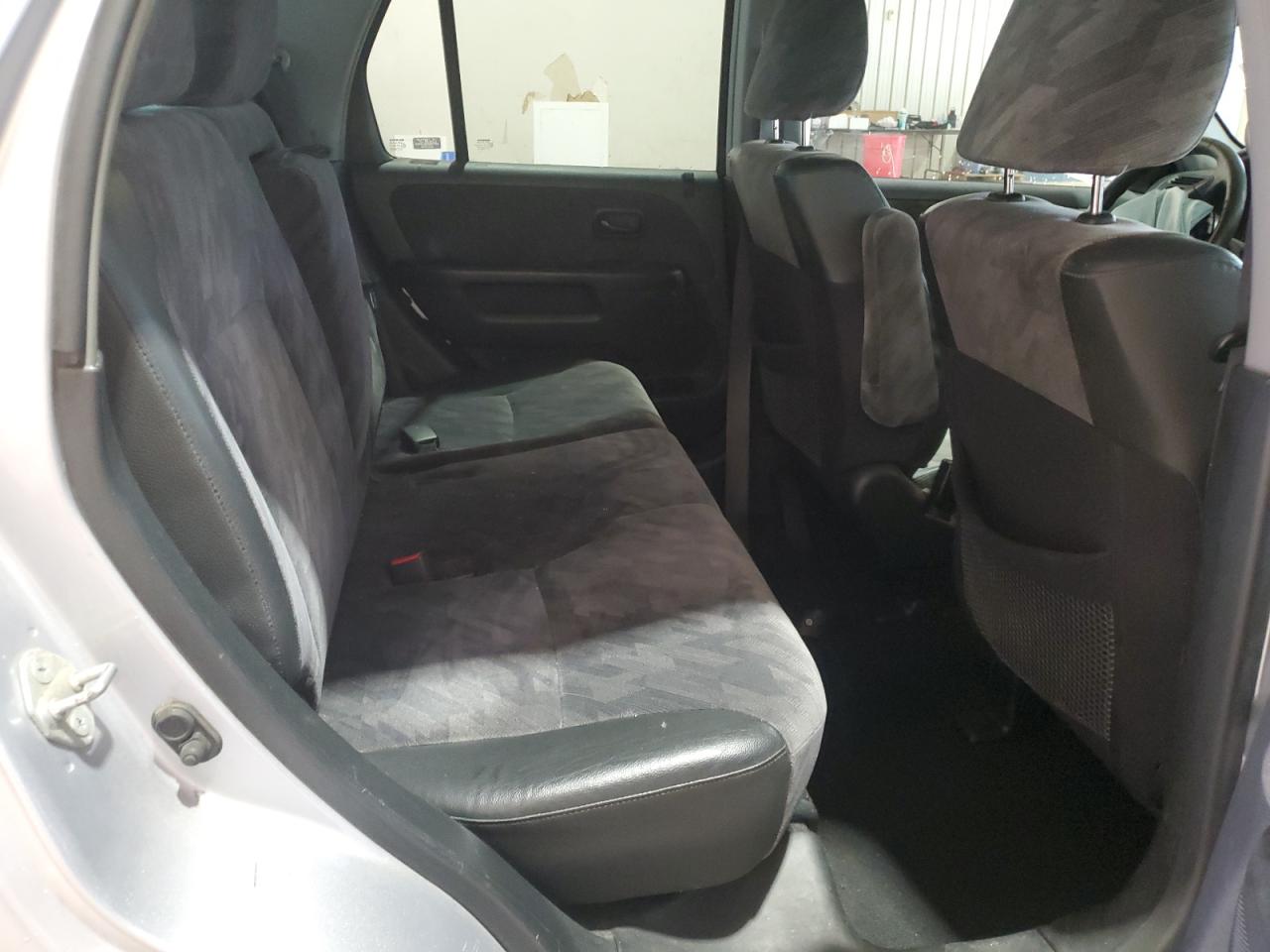 2004 HONDA CR-V EX photo 21