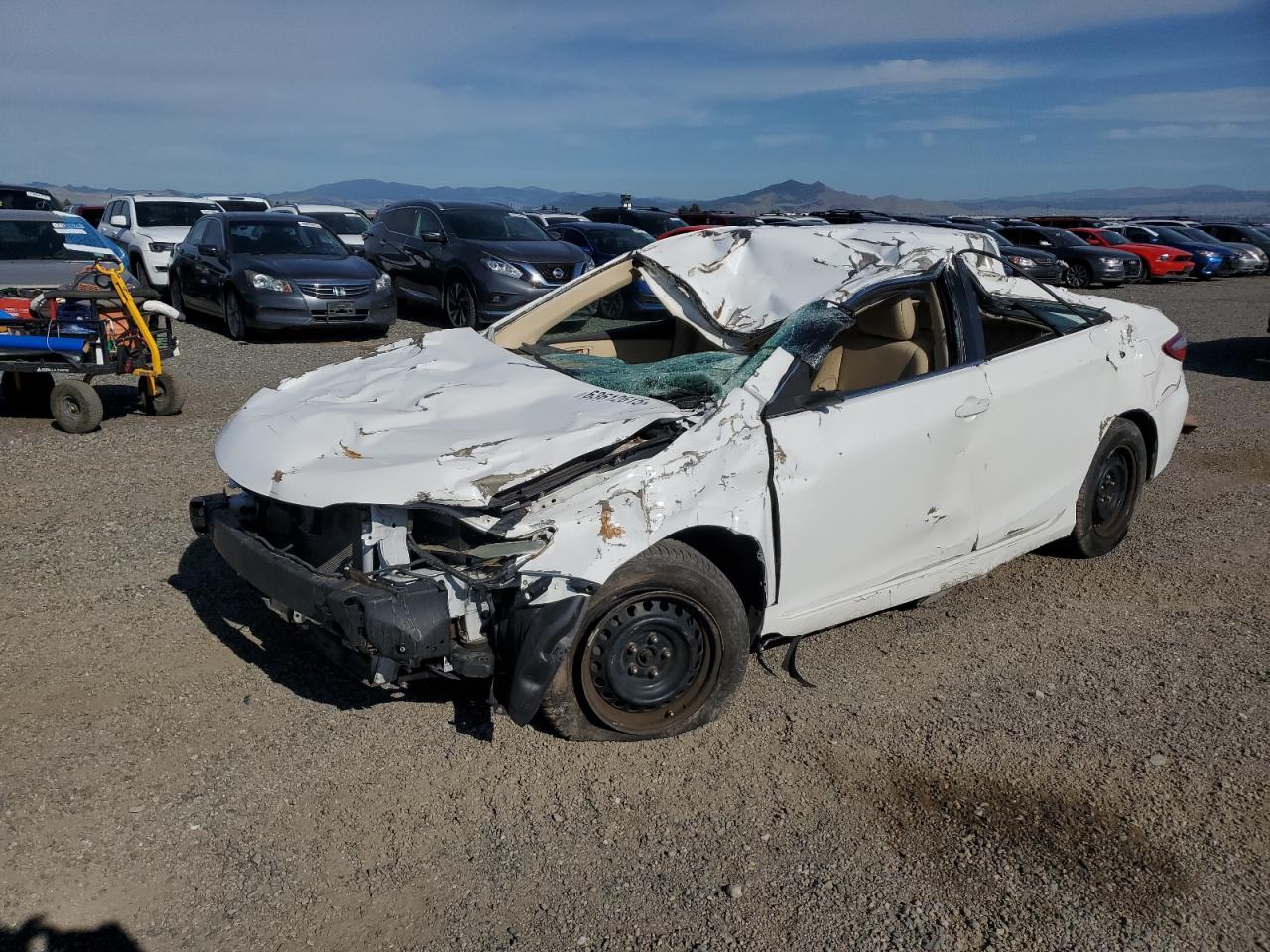 2016 TOYOTA CAMRY
