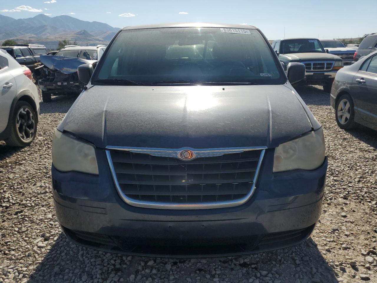 2008 CHRYSLER TOWN & COUNTRY photo 5
