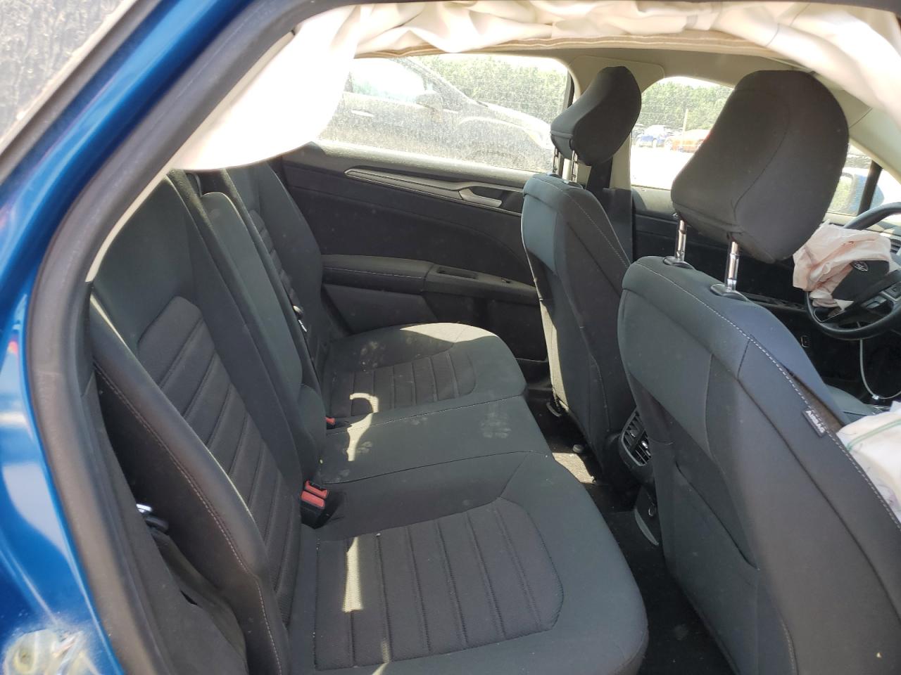 2020 FORD FUSION SE photo 19