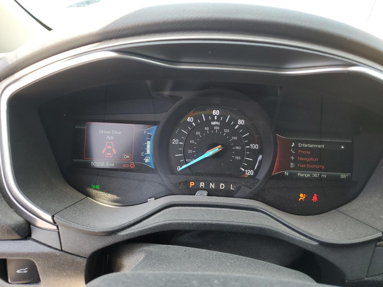 2020 FORD FUSION SE photo 17