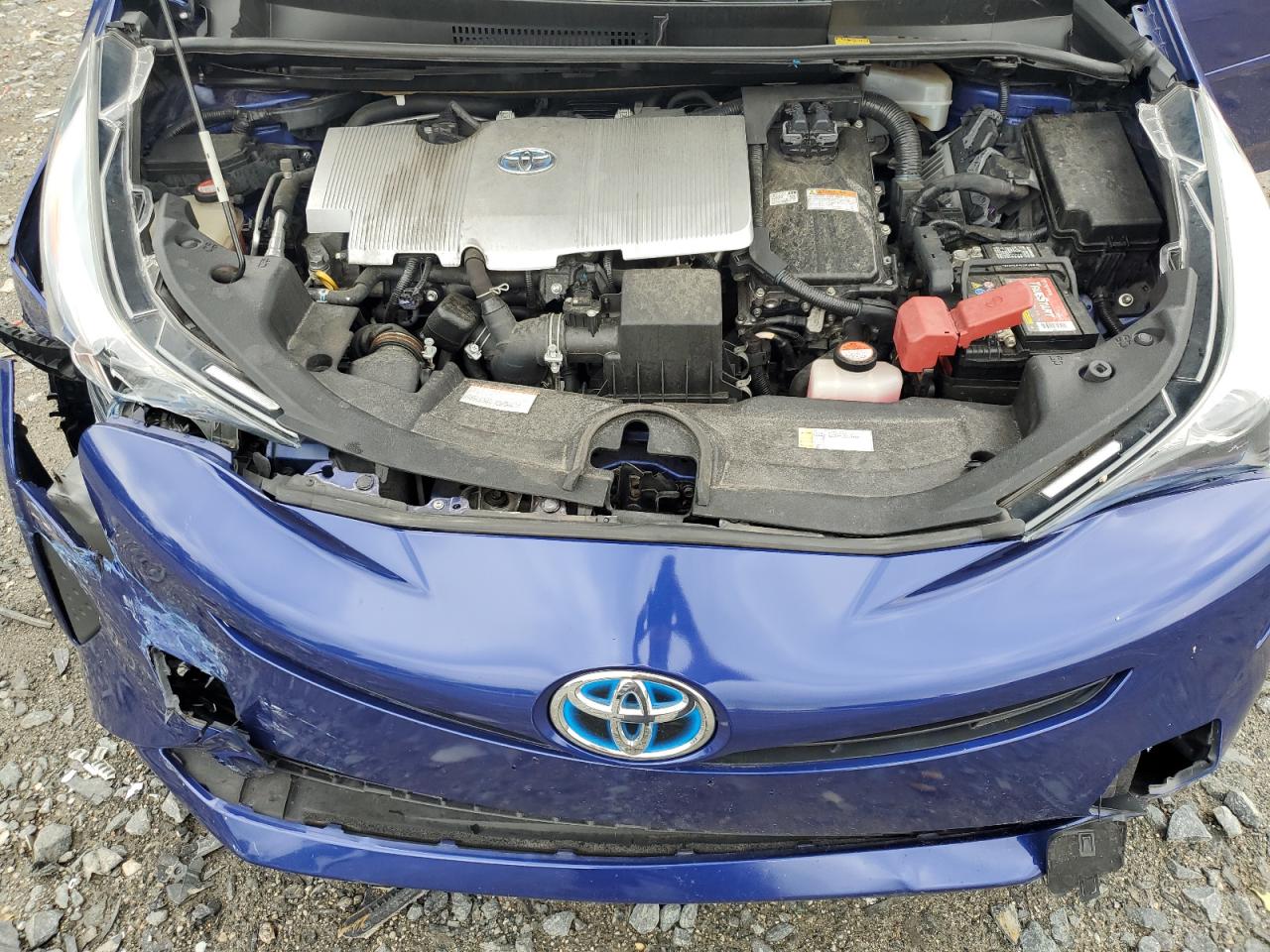 2016 TOYOTA PRIUS photo 31