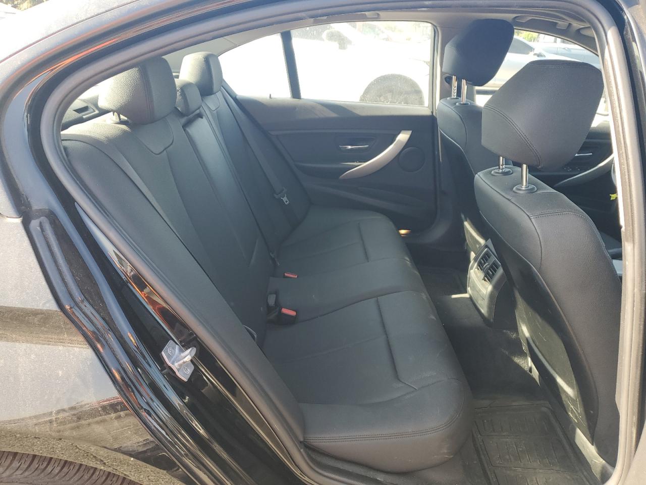 2017 BMW 320 XI photo 28