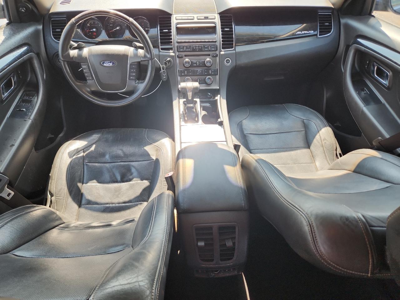 2010 FORD TAURUS LIMITED photo 8