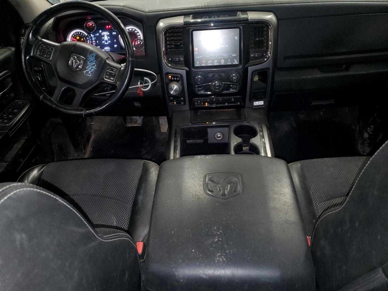 2014 RAM 1500 SPORT photo 8