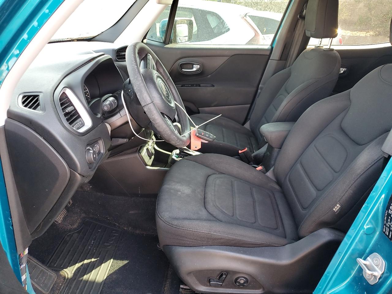 2020 JEEP RENEGADE LATITUDE photo 7