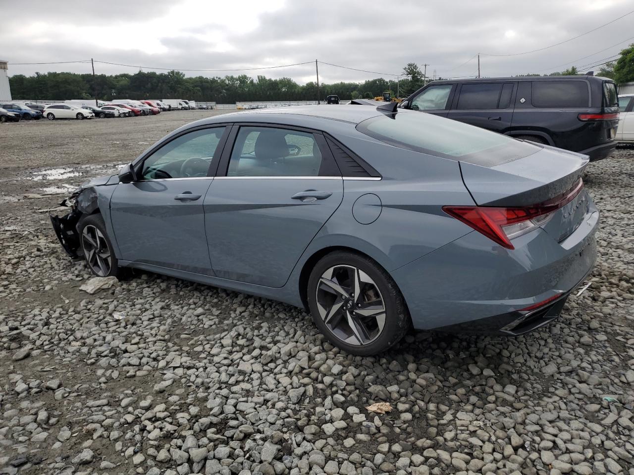 2021 HYUNDAI ELANTRA SEL photo 3