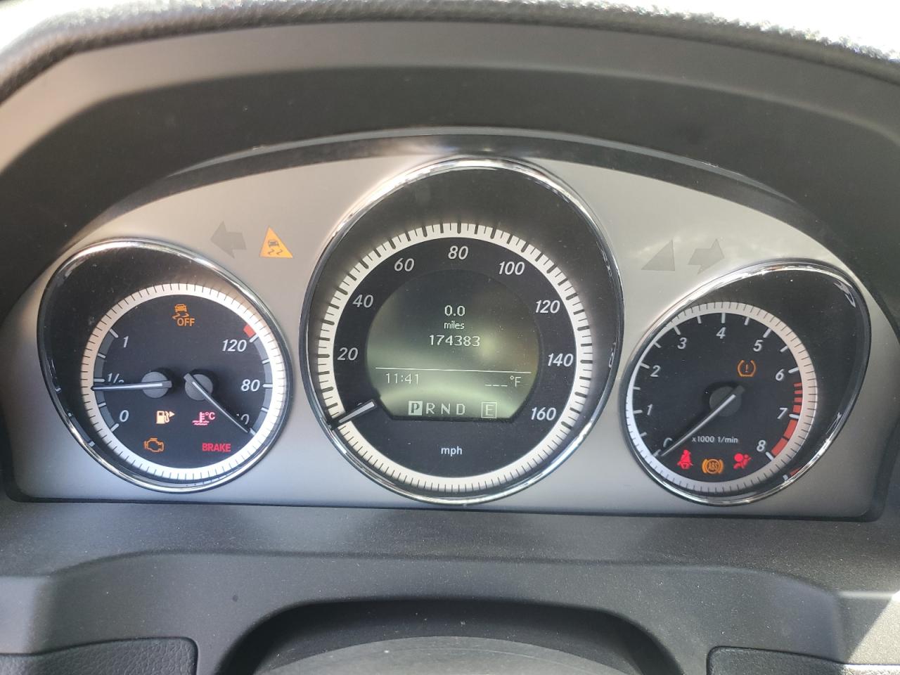 2011 MERCEDES-BENZ C 300 photo 17