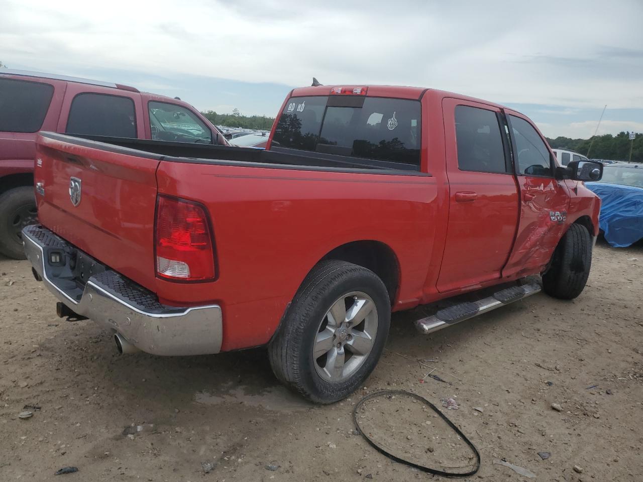 2019 RAM 1500 CLASSIC SLT photo 5