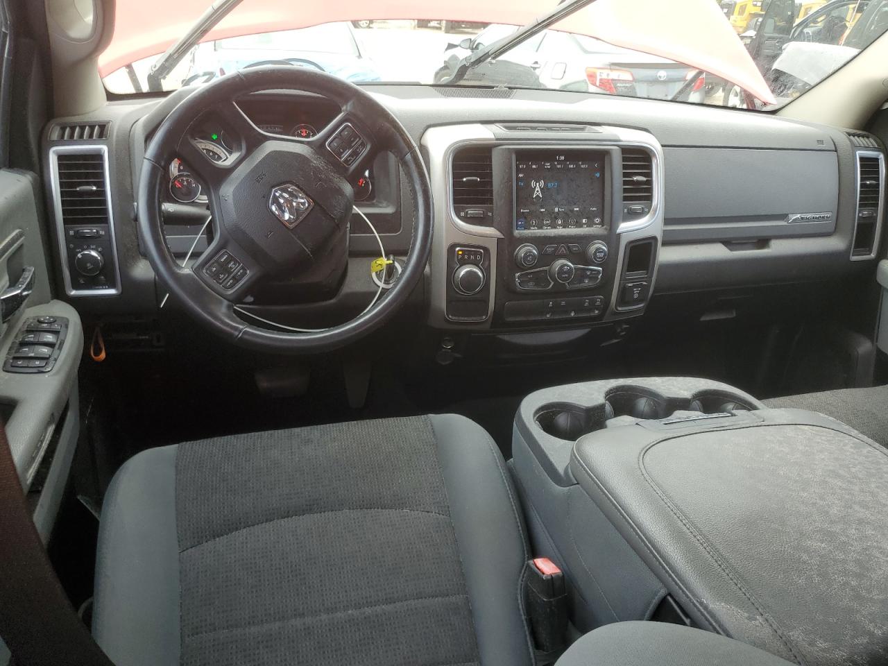 2019 RAM 1500 CLASSIC SLT photo 15