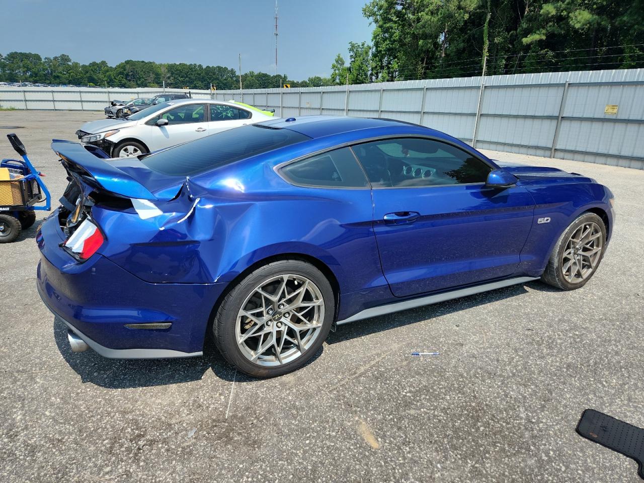 2016 FORD MUSTANG GT photo 3