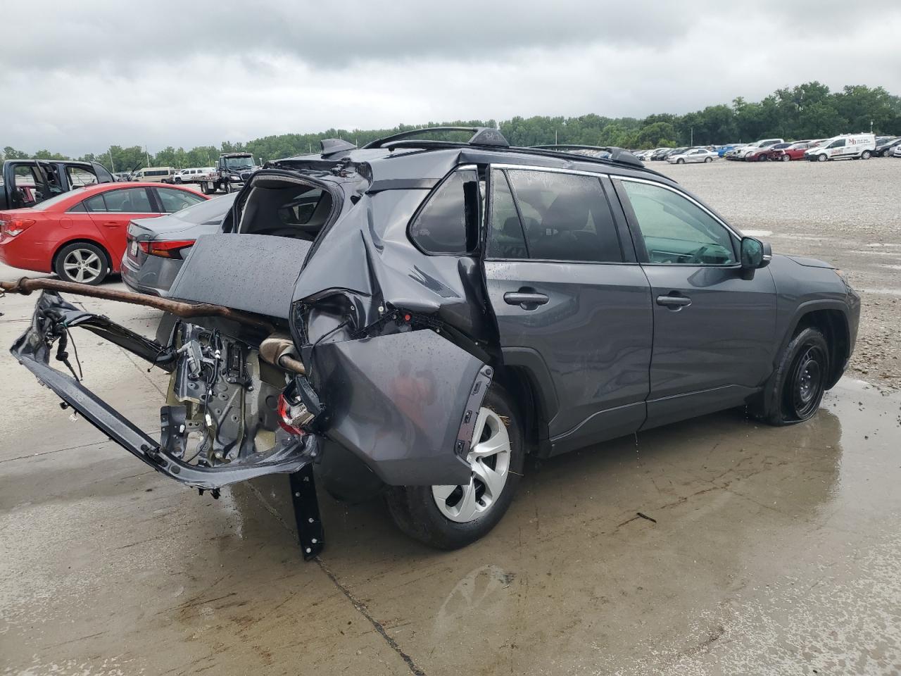 2019 TOYOTA RAV4 LE photo 7