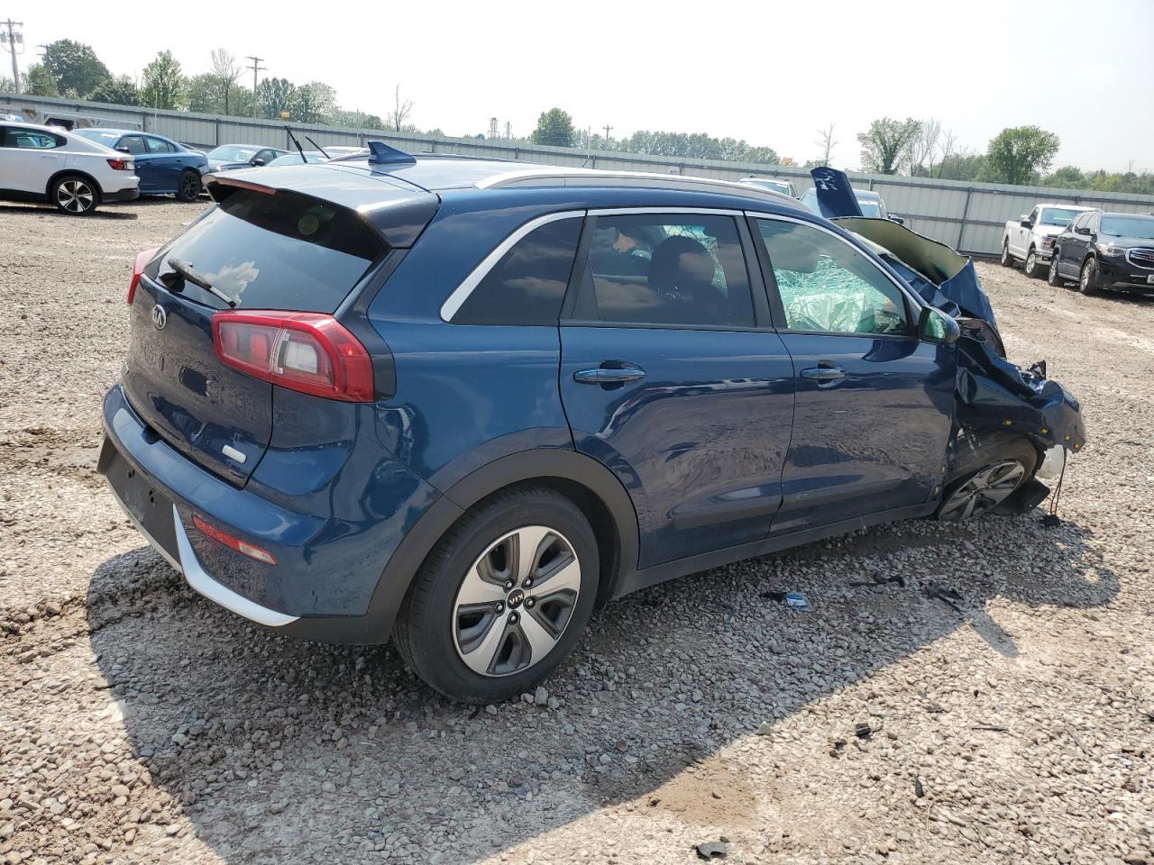2018 KIA NIRO LX photo 3