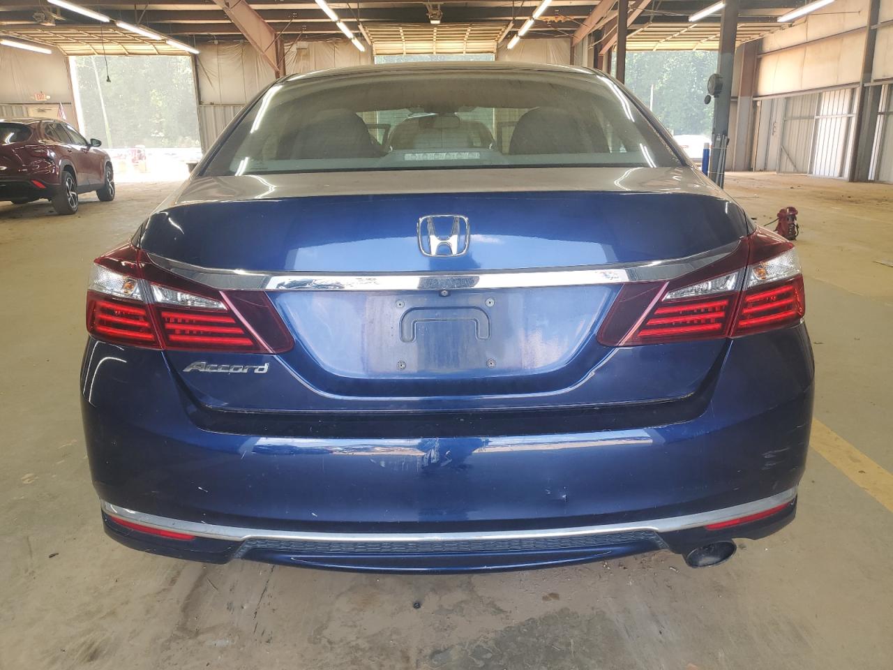 2016 HONDA ACCORD LX photo 11