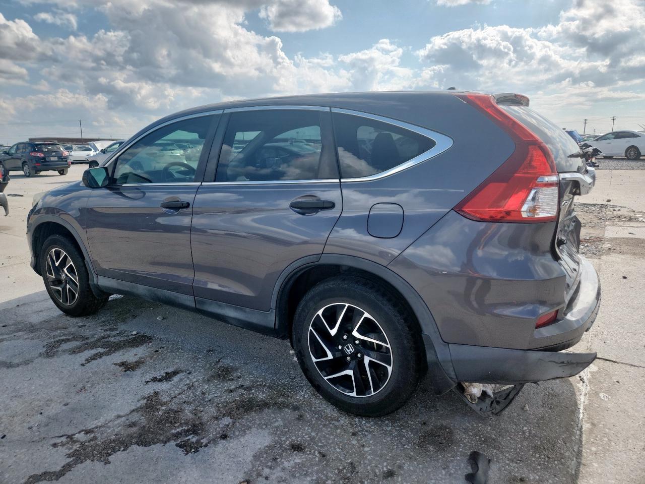 2016 HONDA CR-V SE photo 2