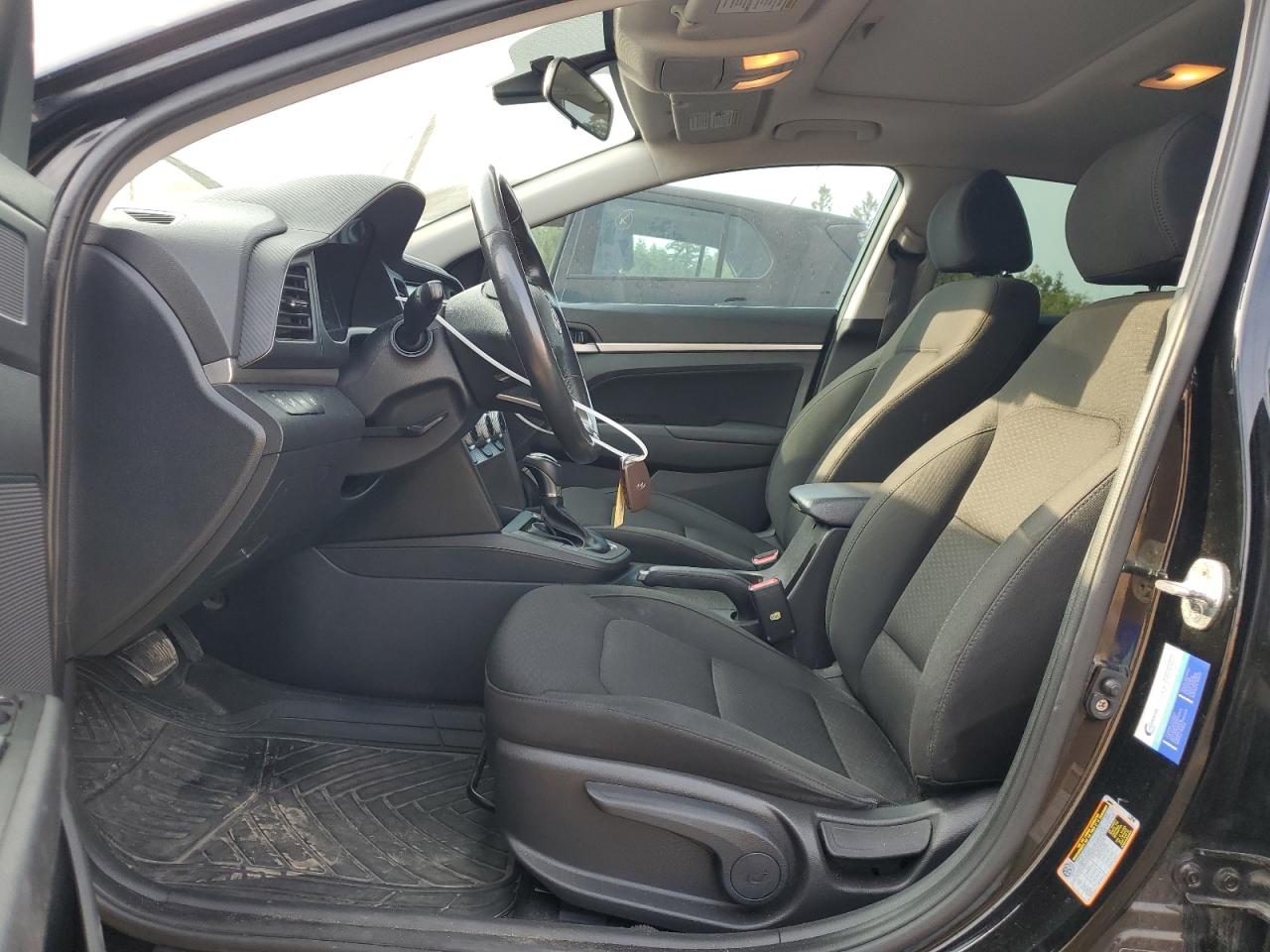 2020 HYUNDAI ELANTRA SEL photo 7