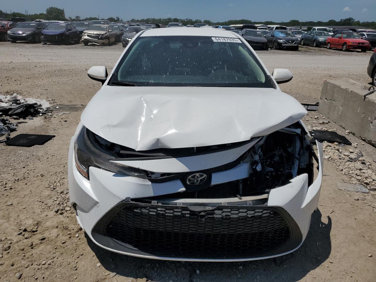 2021 TOYOTA COROLLA LE photo 9