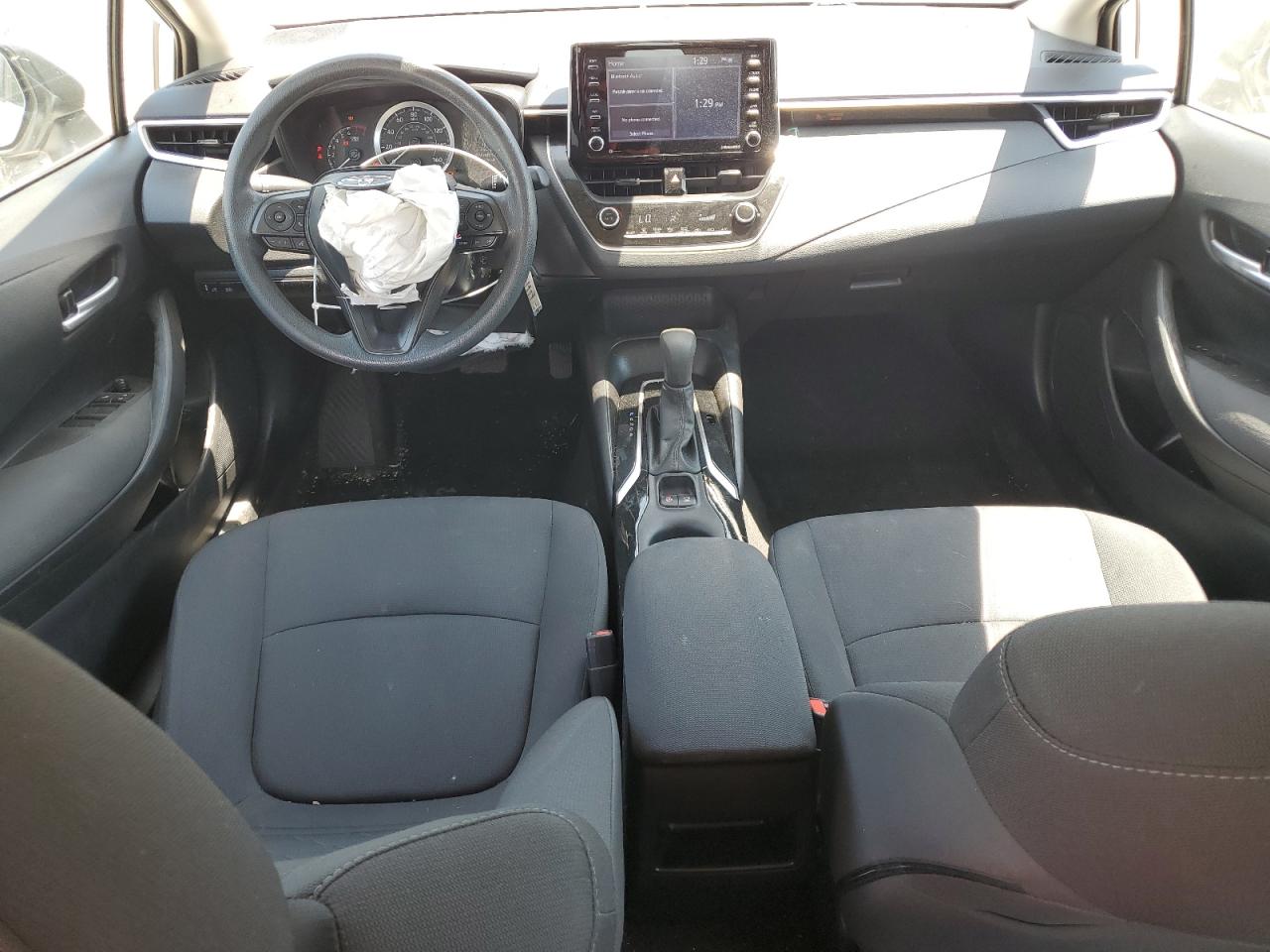 2021 TOYOTA COROLLA LE photo 15