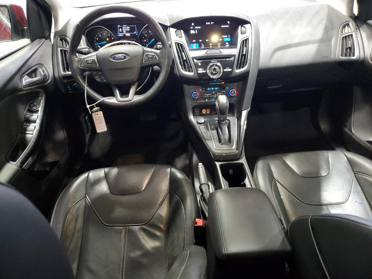 2017 FORD FOCUS TITANIUM photo 8
