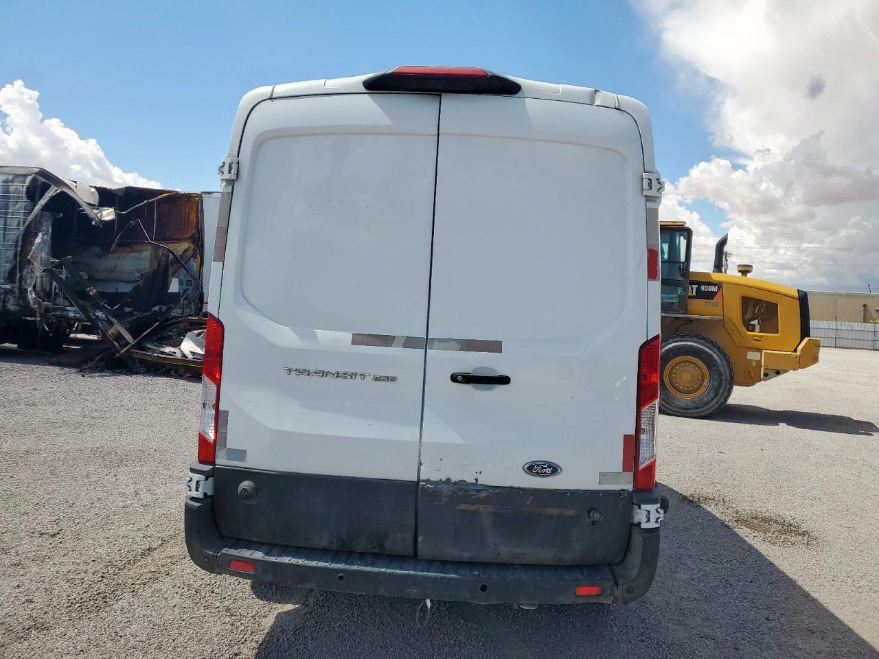2020 FORD TRANSIT photo 11