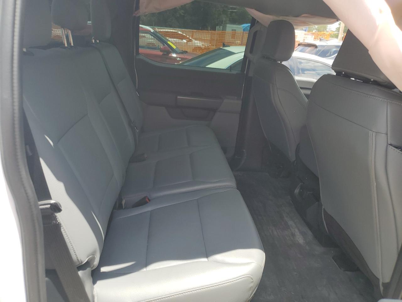 2024 FORD F150 XL photo 28