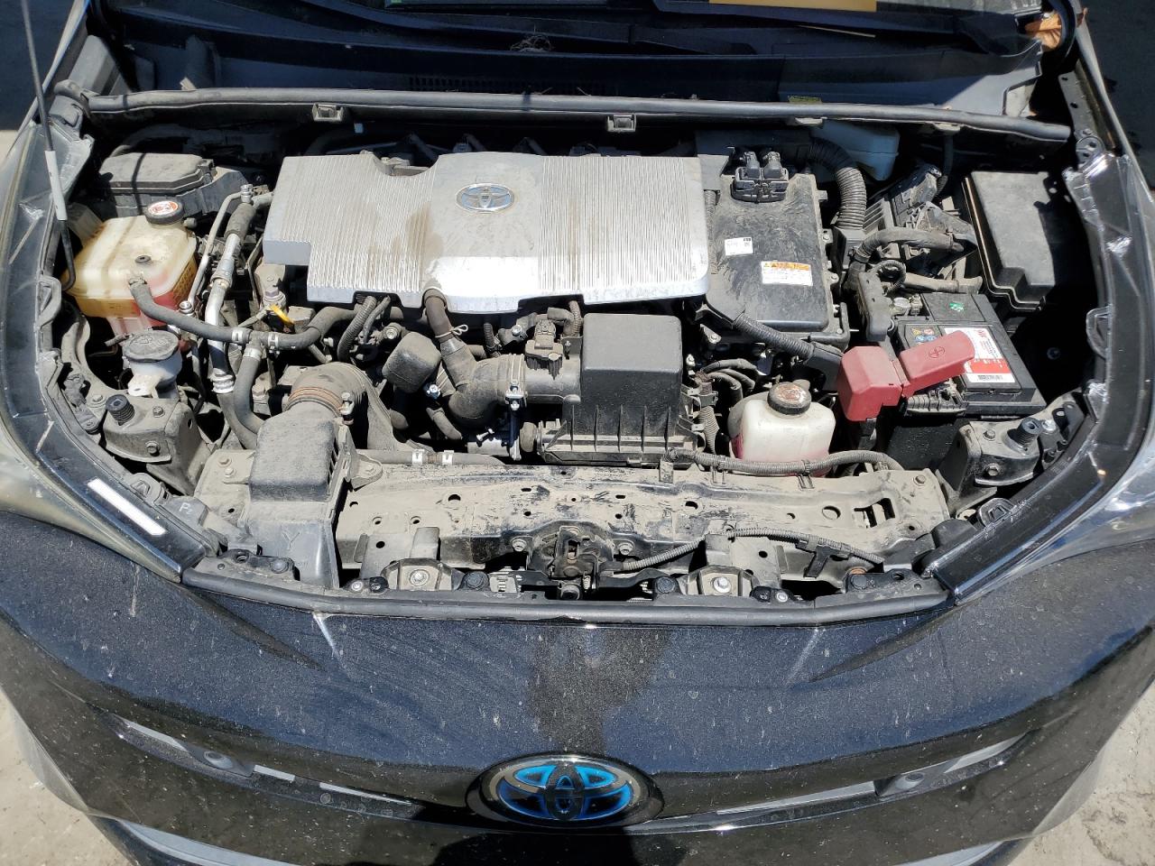 2018 TOYOTA PRIUS photo 11