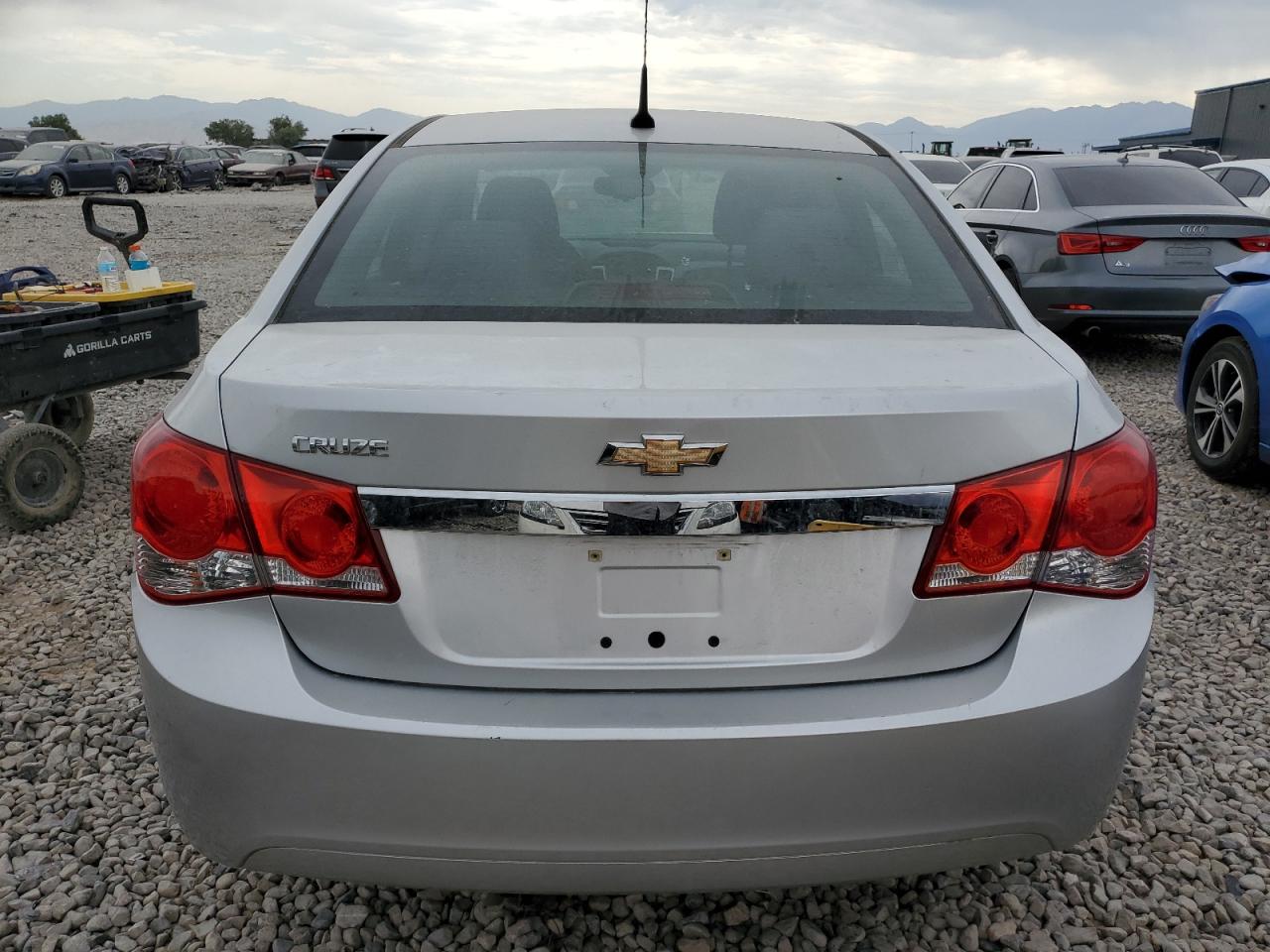 2014 CHEVROLET CRUZE LS photo 16