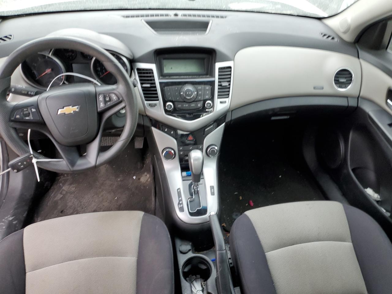 2014 CHEVROLET CRUZE LS photo 22