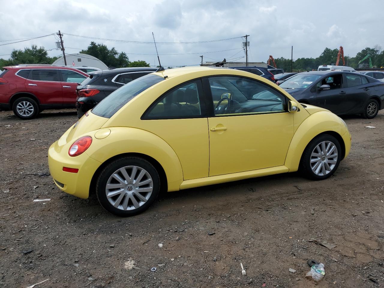 2008 VOLKSWAGEN NEW BEETLE S photo 5