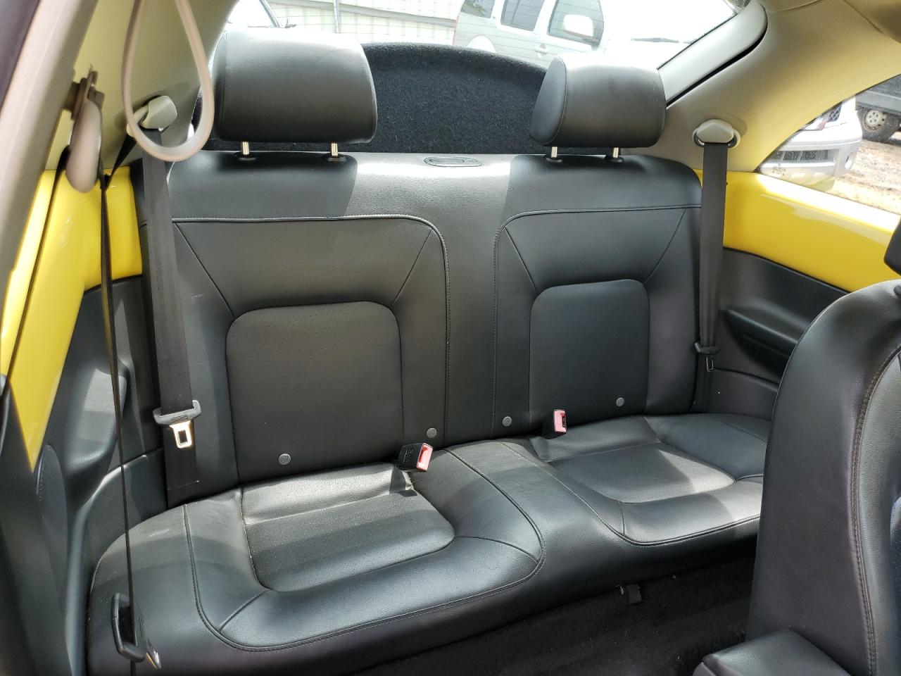 2008 VOLKSWAGEN NEW BEETLE S photo 19