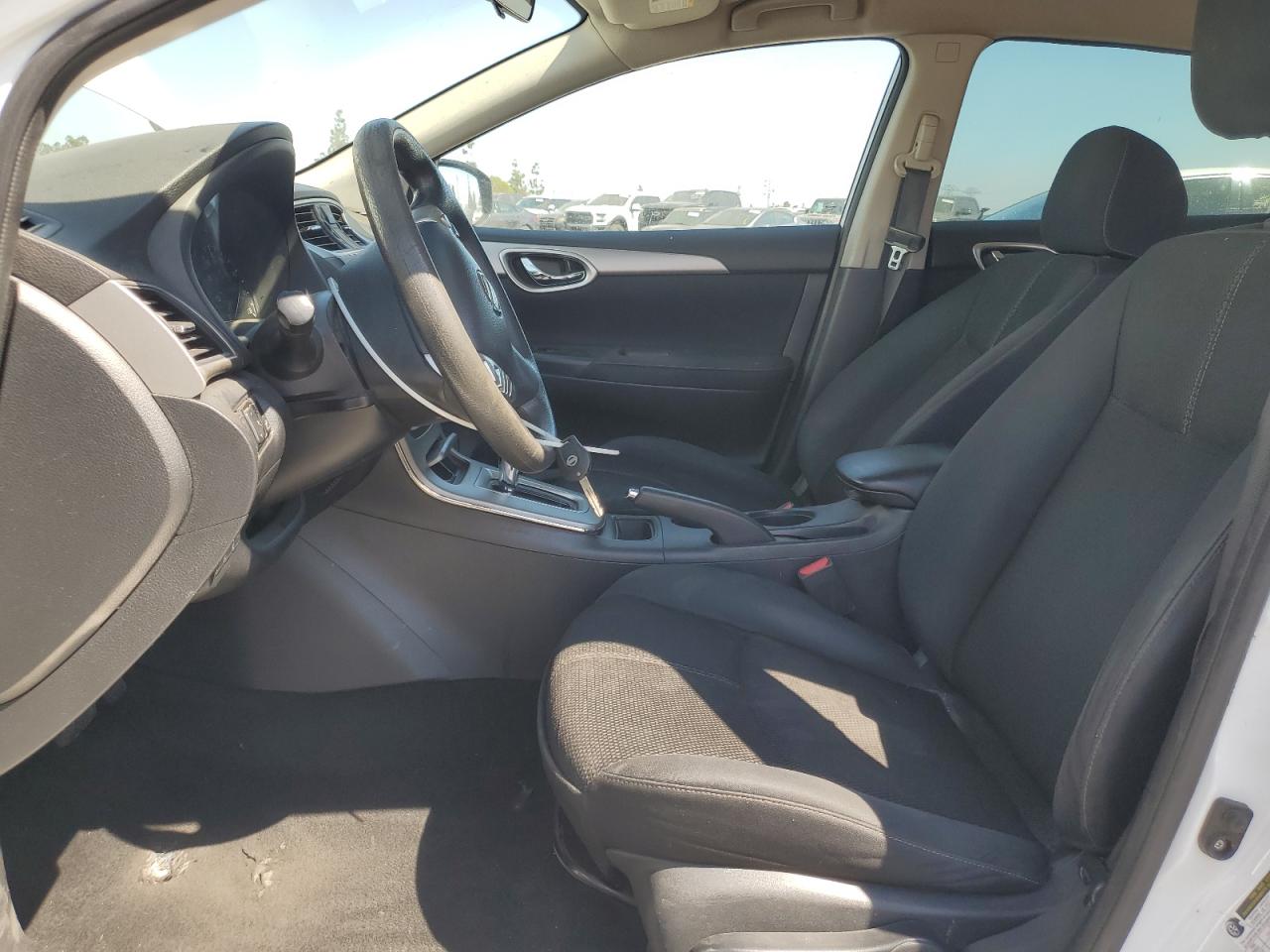 2015 NISSAN SENTRA S photo 13