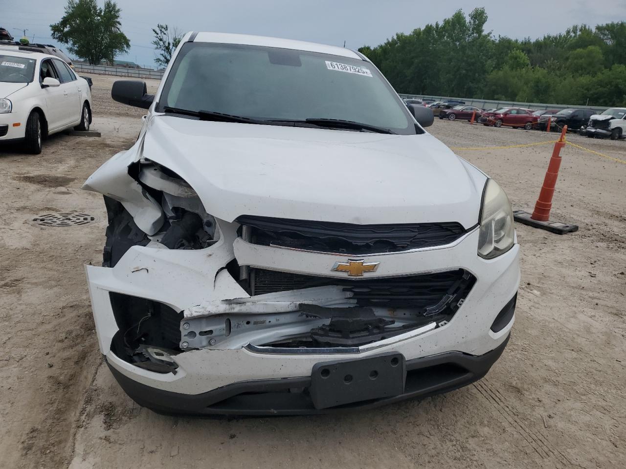 2017 CHEVROLET EQUINOX LS photo 9