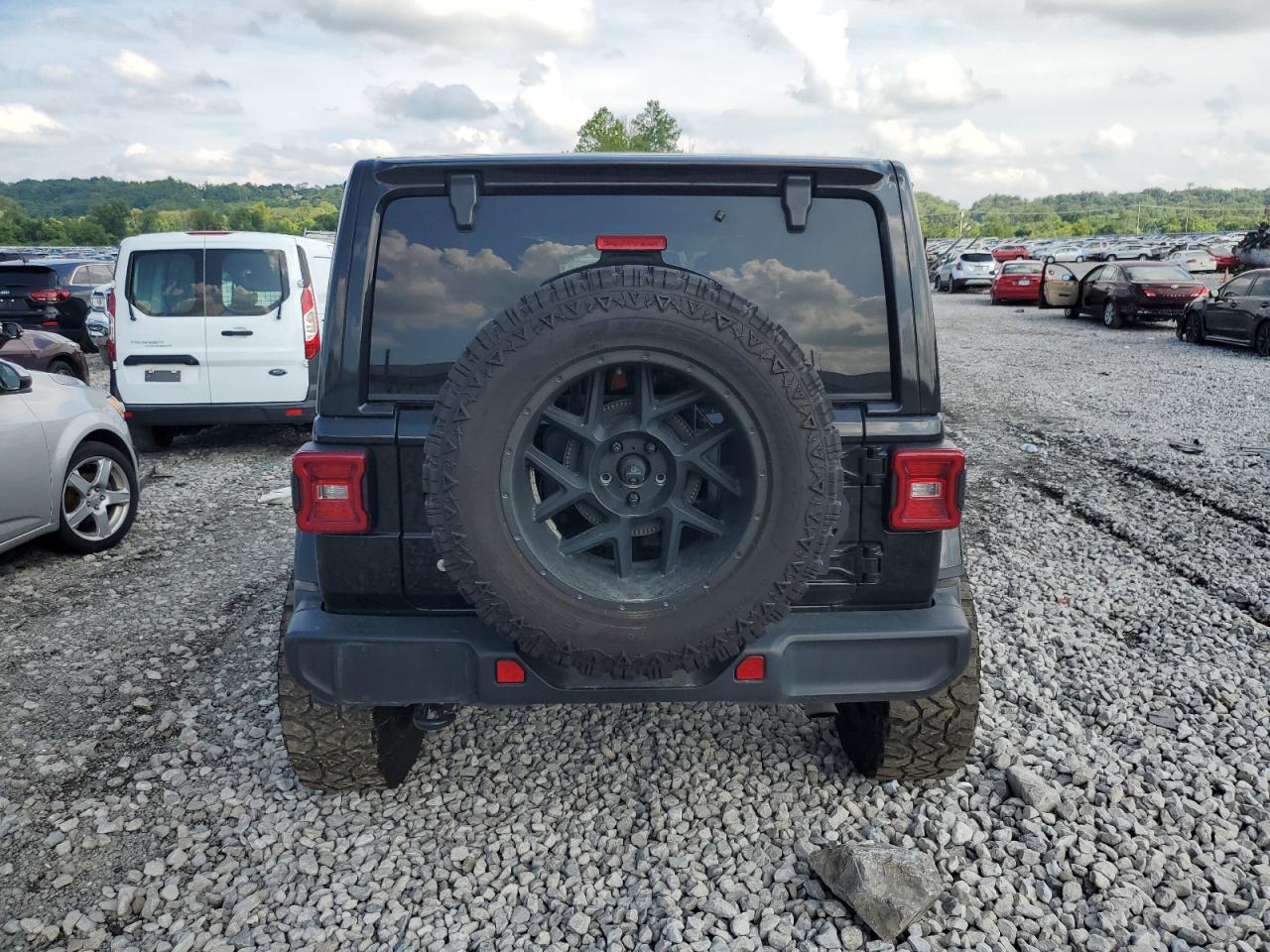 2019 JEEP WRANGLER UNLIMITED SAHARA photo 6