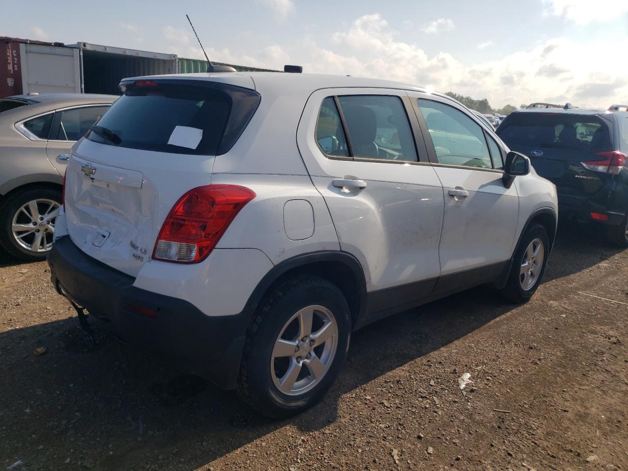2015 CHEVROLET TRAX 1LS photo 7