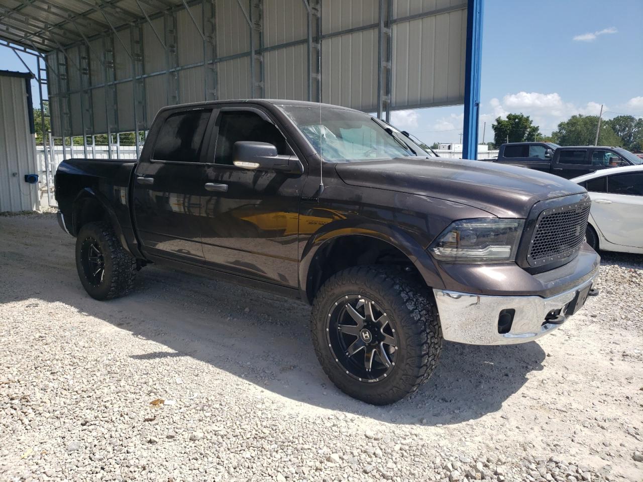 2016 RAM 1500 SLT photo 4
