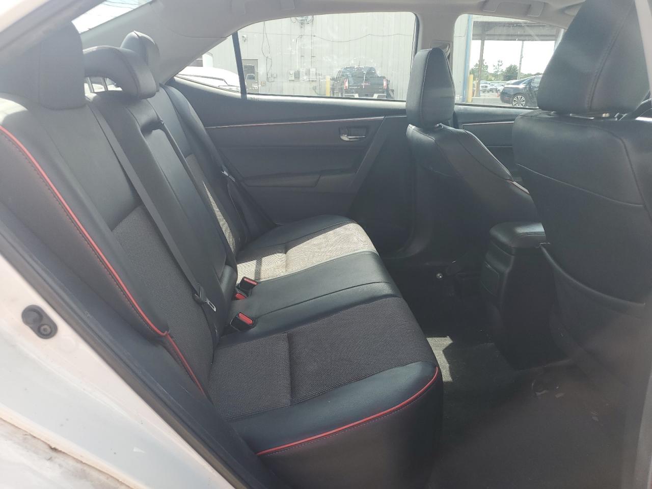 2016 TOYOTA COROLLA photo 10