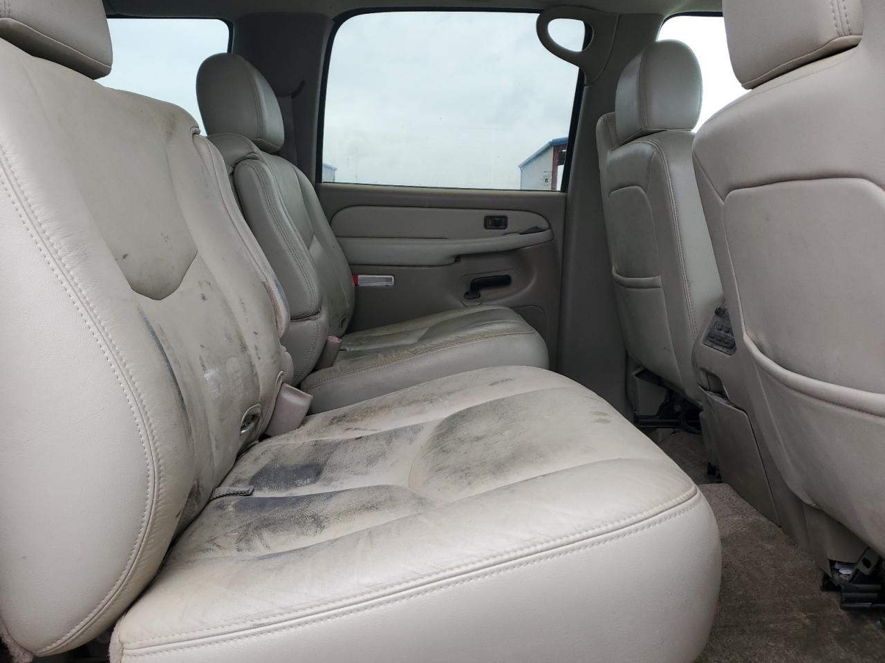 2003 CHEVROLET SUBURBAN K1500 photo 11