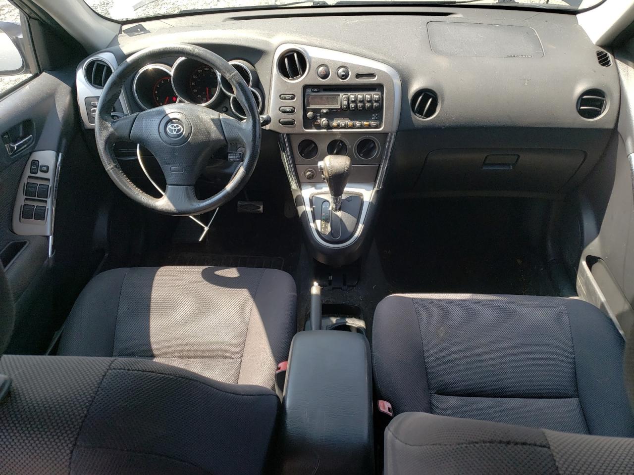2004 TOYOTA COROLLA MATRIX XR photo 15