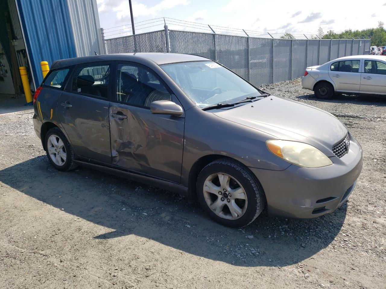 2004 TOYOTA COROLLA MATRIX XR photo 7