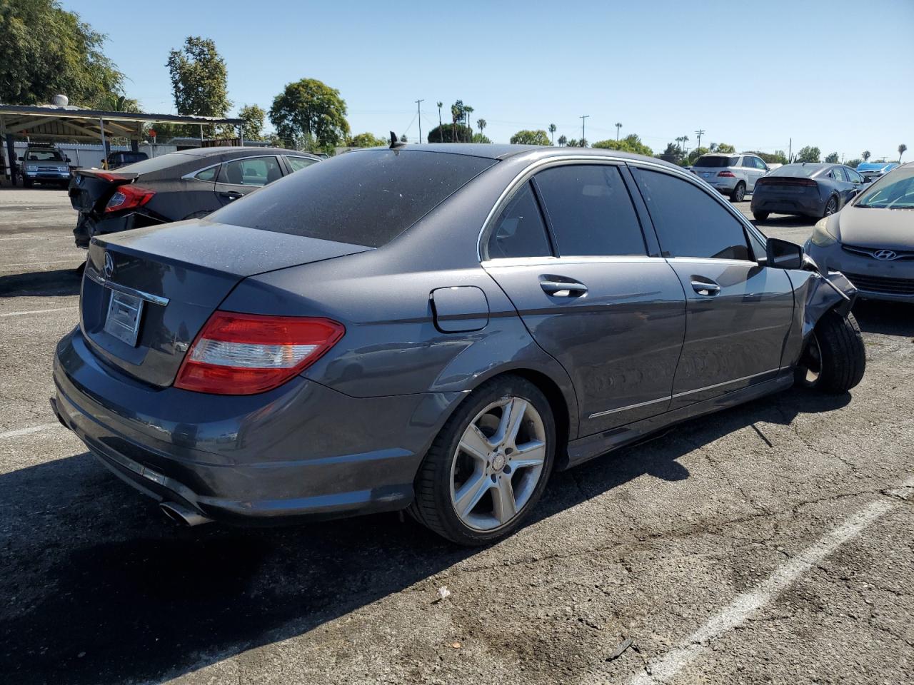 2011 MERCEDES-BENZ C 300 photo 5