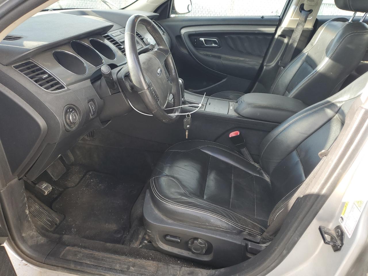 2011 FORD TAURUS SEL photo 13