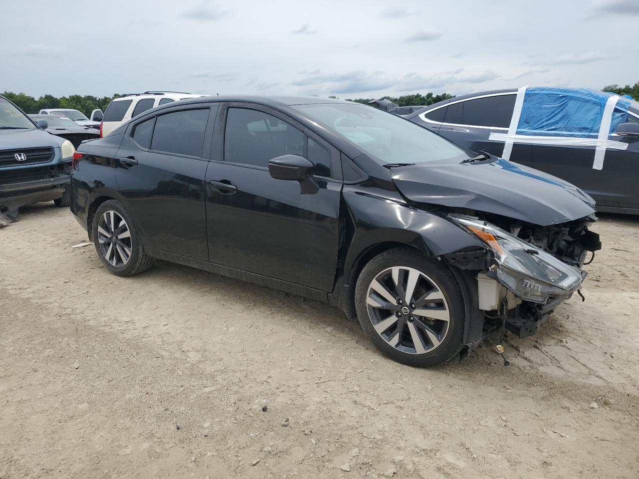 2021 NISSAN VERSA SR photo 7