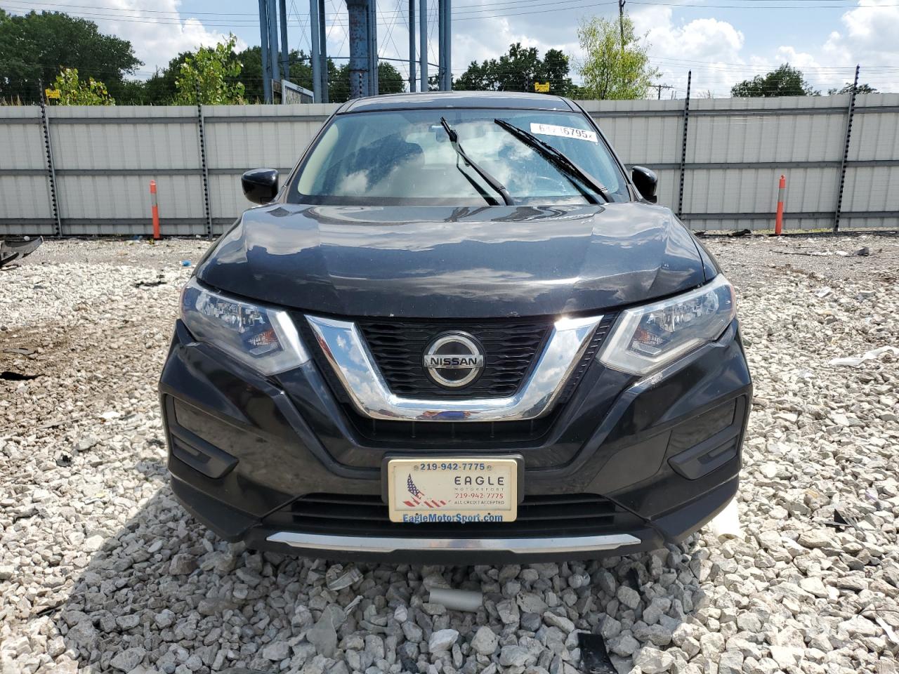 2018 NISSAN ROGUE S photo 9