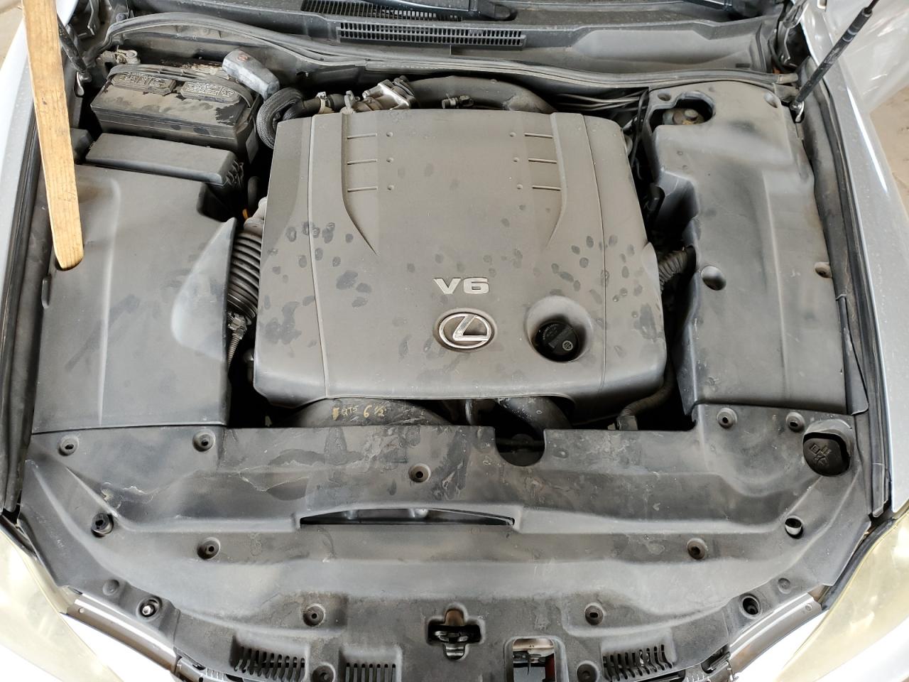 2006 LEXUS IS 250 photo 31