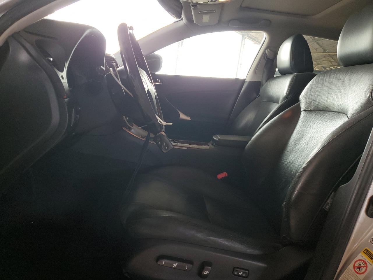 2006 LEXUS IS 250 photo 19