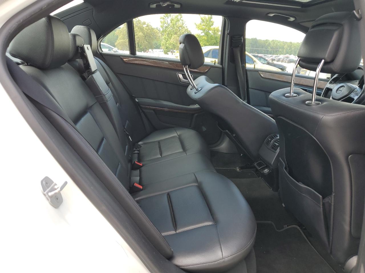 2012 MERCEDES-BENZ E 350 4MATIC photo 19