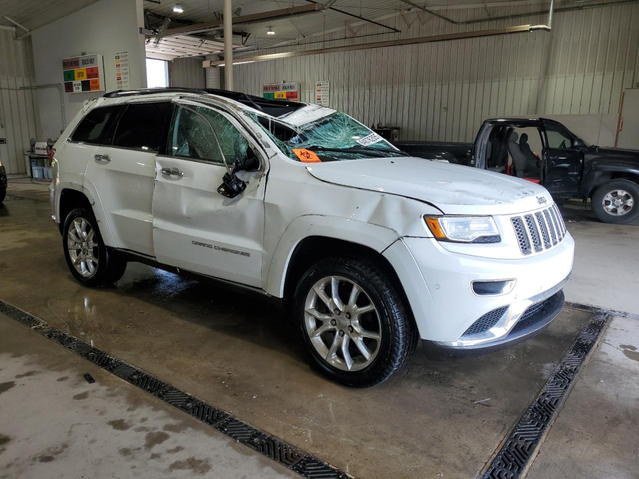2015 JEEP GRAND CHEROKEE SUMMIT photo 7