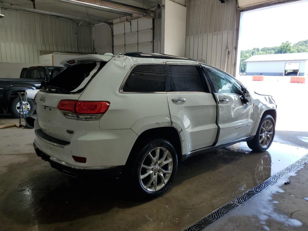 2015 JEEP GRAND CHEROKEE SUMMIT photo 5