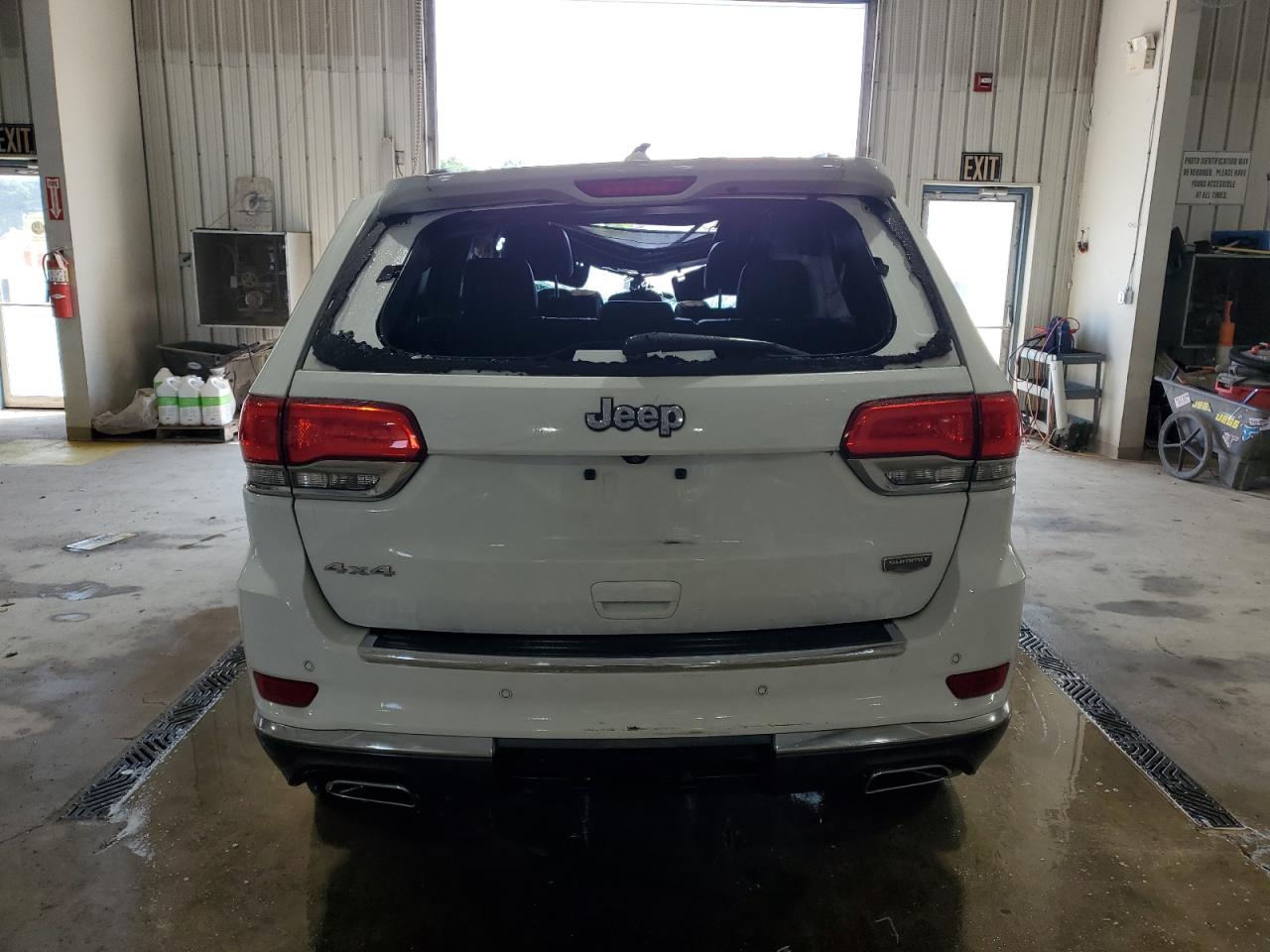 2015 JEEP GRAND CHEROKEE SUMMIT photo 11